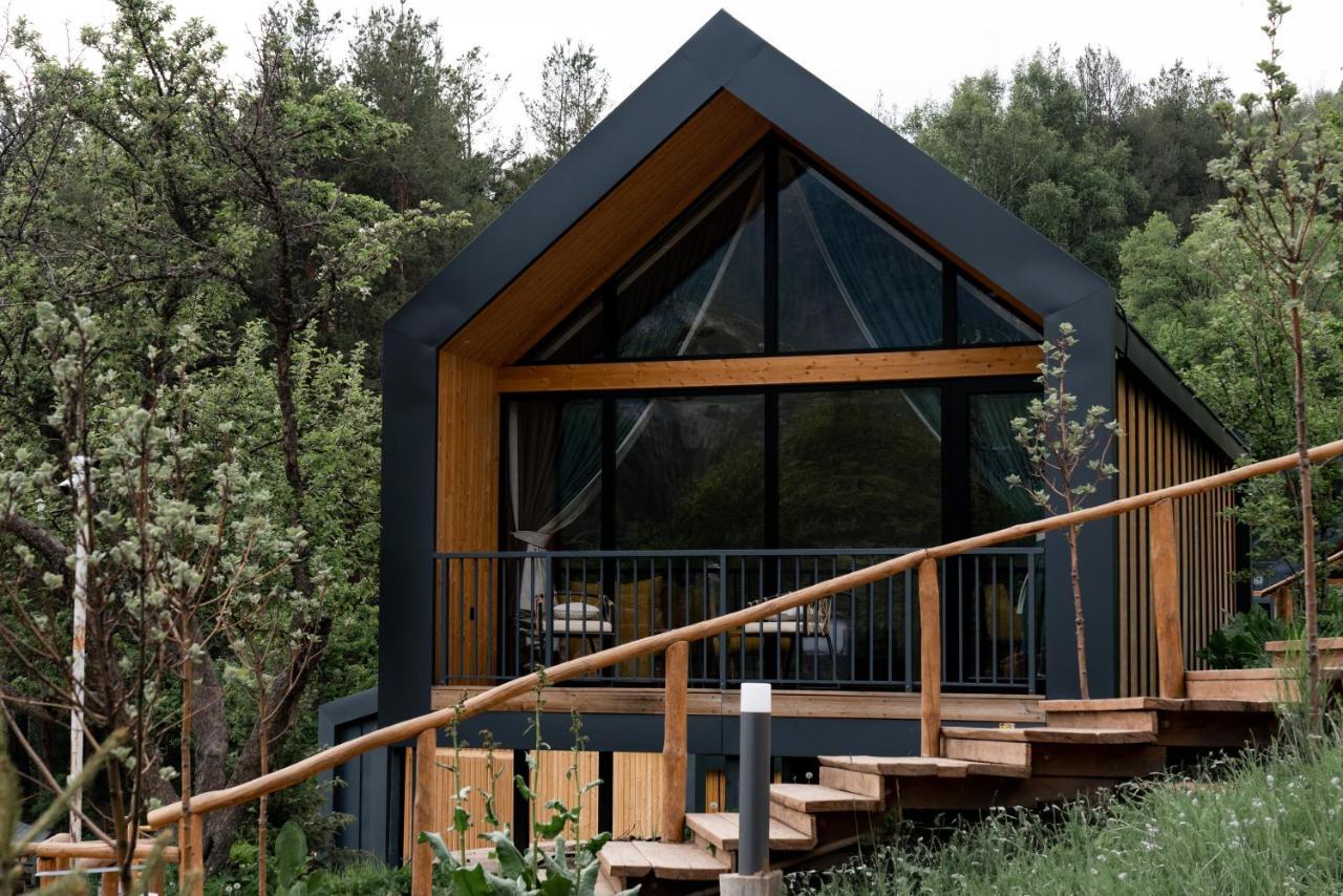 Qazaq Auyl Eco Hotel アルマトイ エクステリア 写真