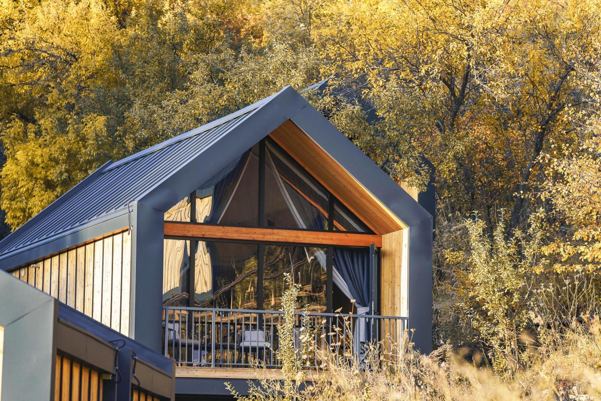 Qazaq Auyl Eco Hotel アルマトイ エクステリア 写真